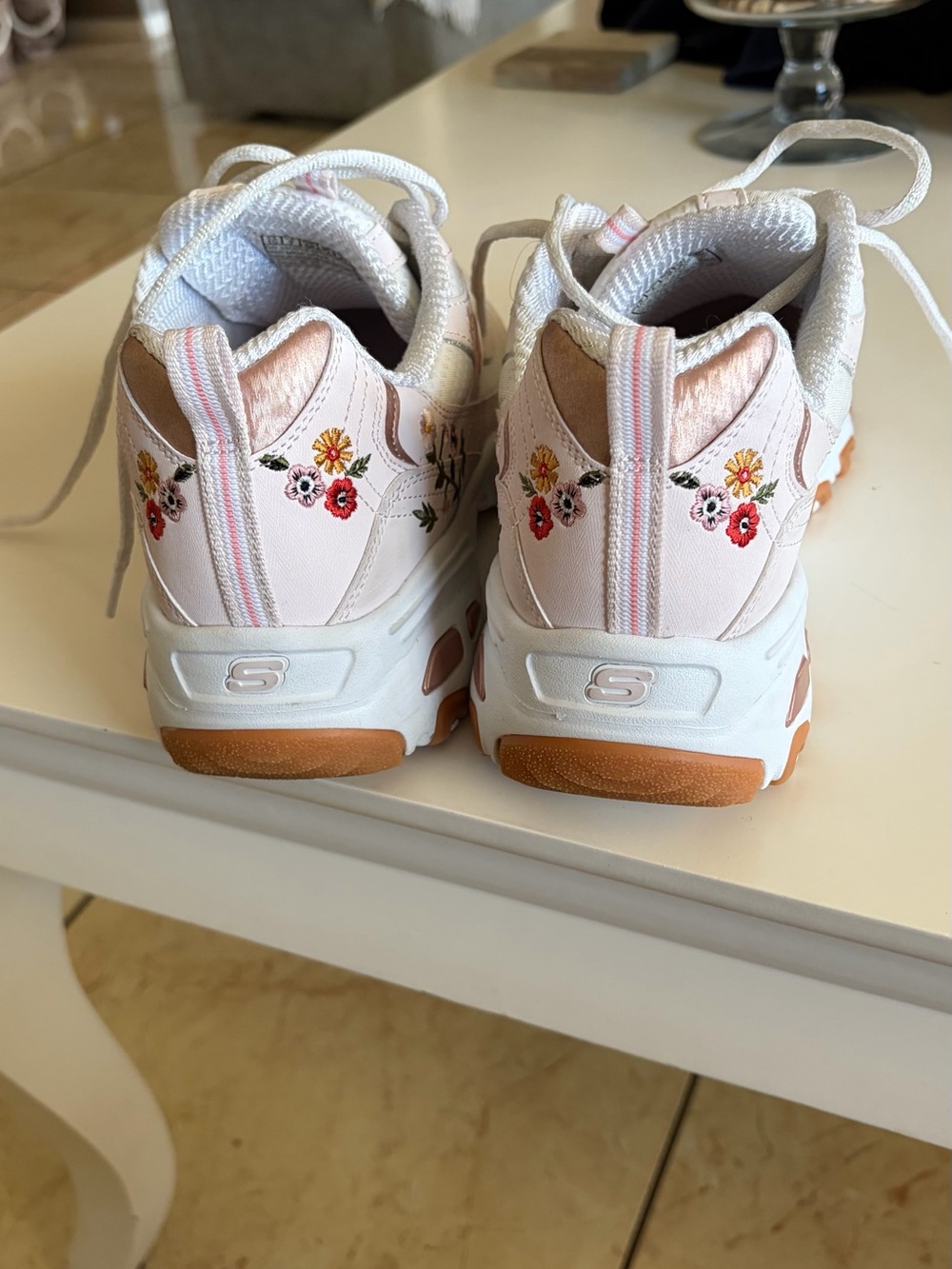 Skechers Women's Light Pink Floral Embroidered Memory Foam Sneaker - Picture 9 of 10